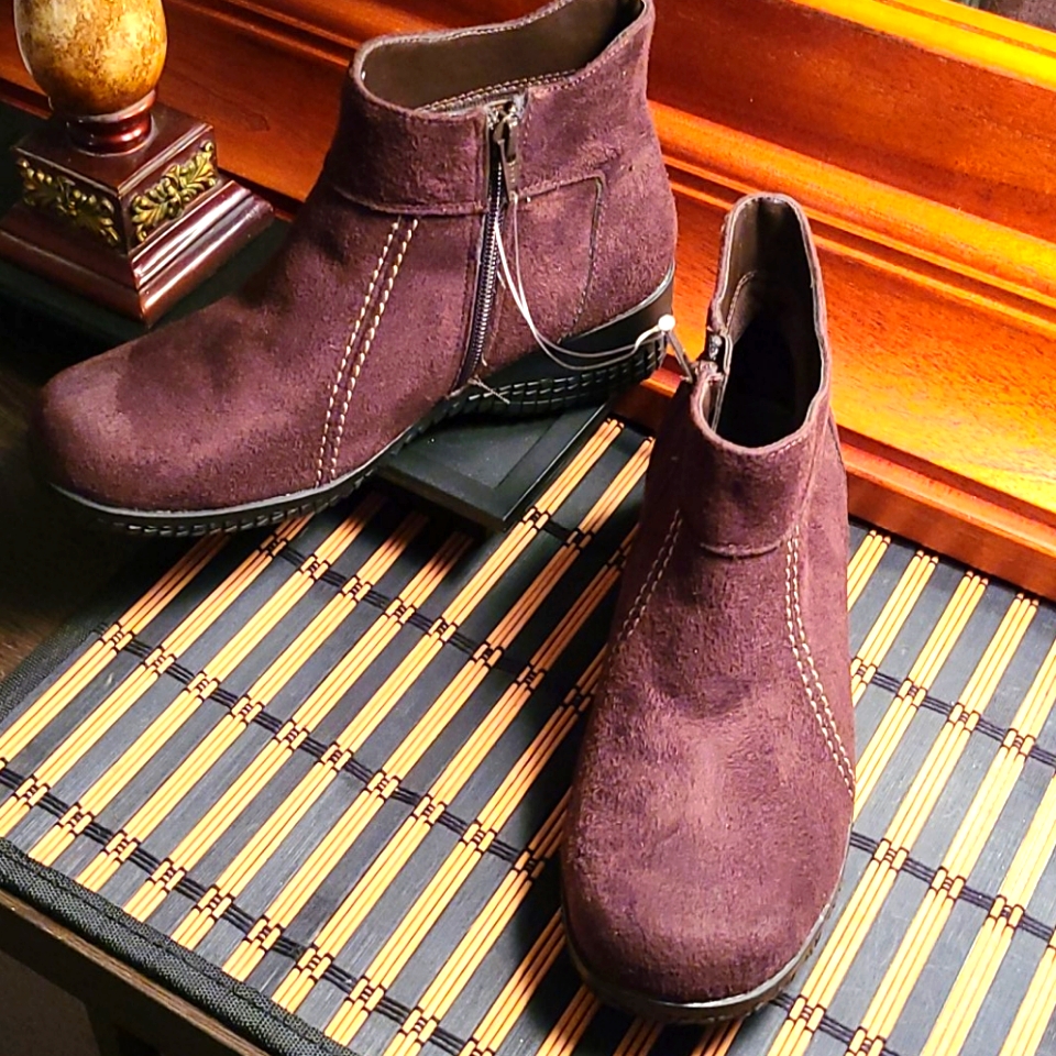 Basic Editions Suede Like Booties